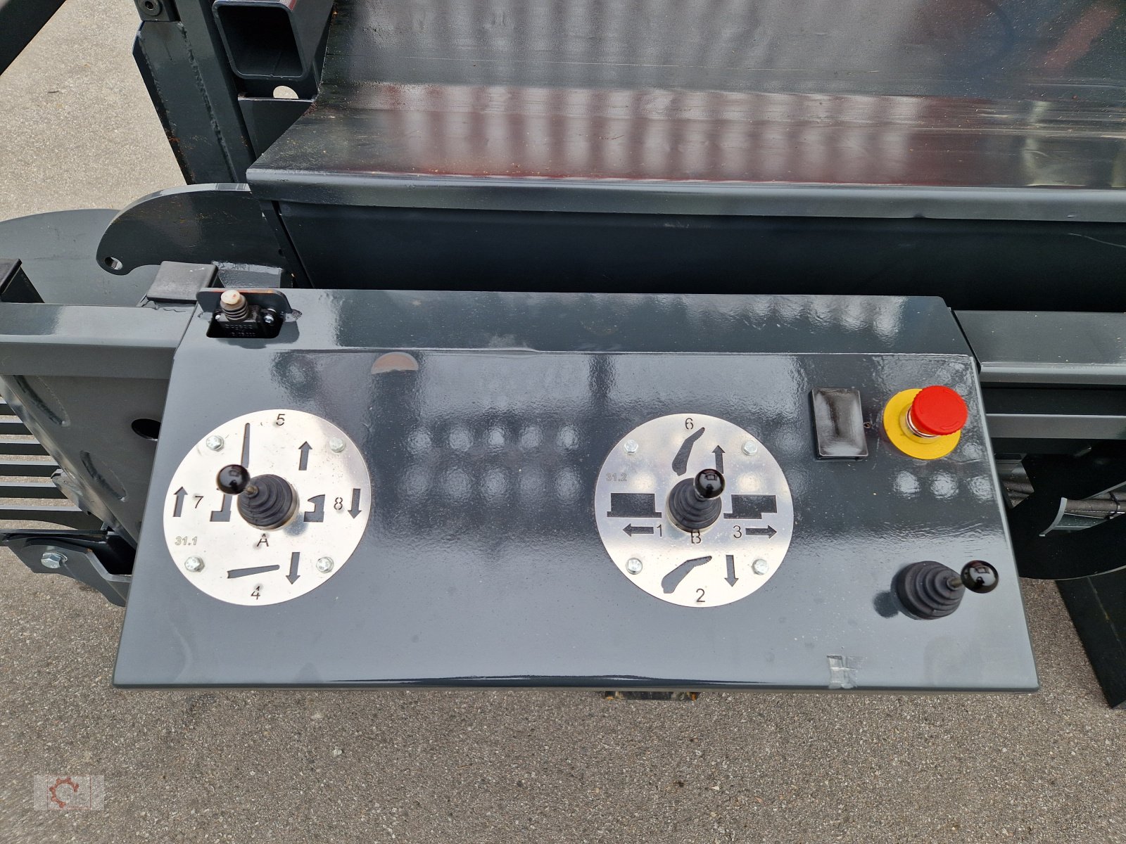 Sägeautomat & Spaltautomat tipa MS Splitter 1500 22to 50cm Durchmesser 1m Scheitlänge Ölkühler Sägespaltautomat, Neumaschine u Tiefenbach (Slika 13)