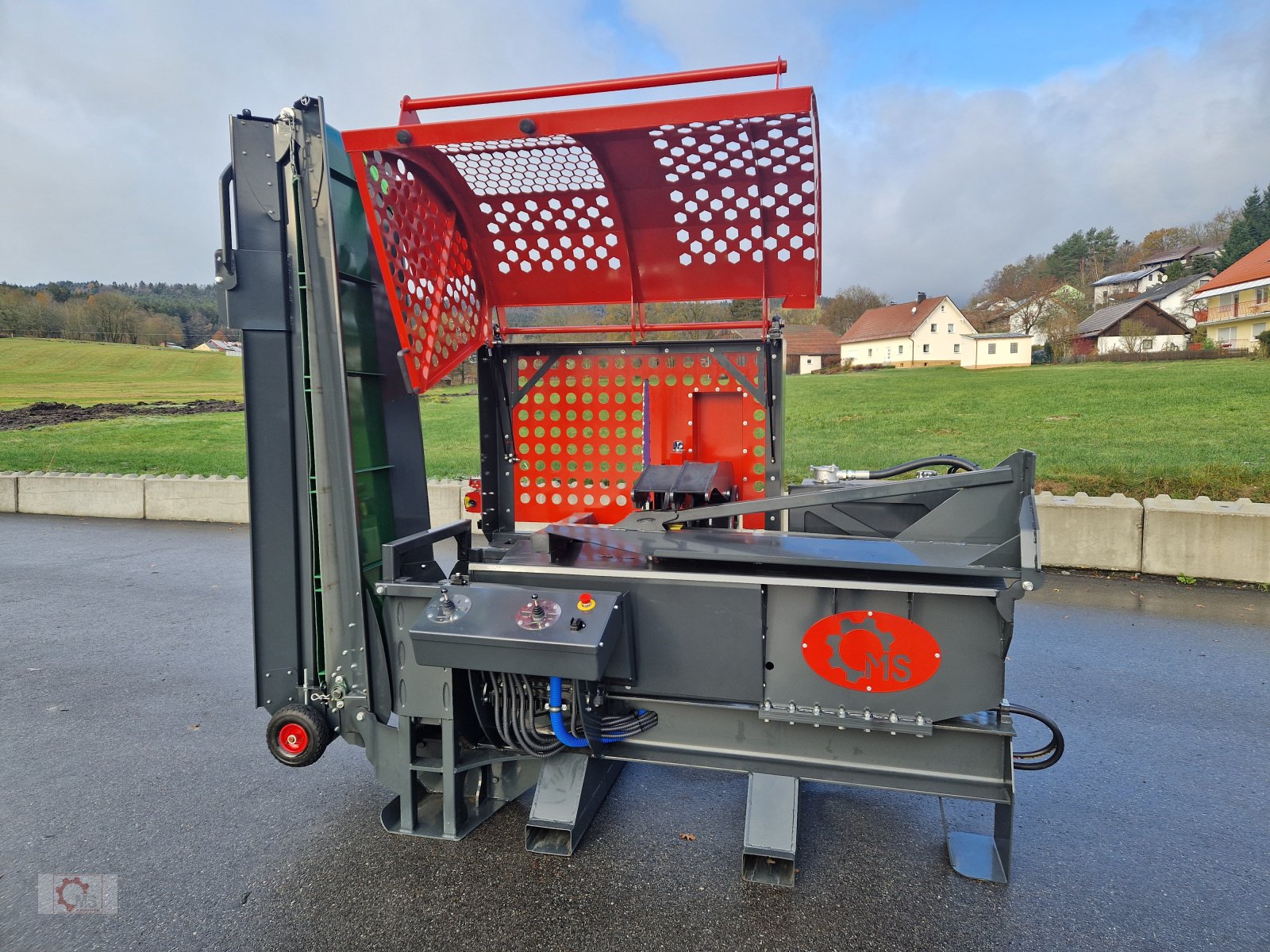 Sägeautomat & Spaltautomat del tipo MS Splitter 500 22t 50cm Durchmesser Ölkühler Vorführmaschine, Gebrauchtmaschine en Tiefenbach (Imagen 5)