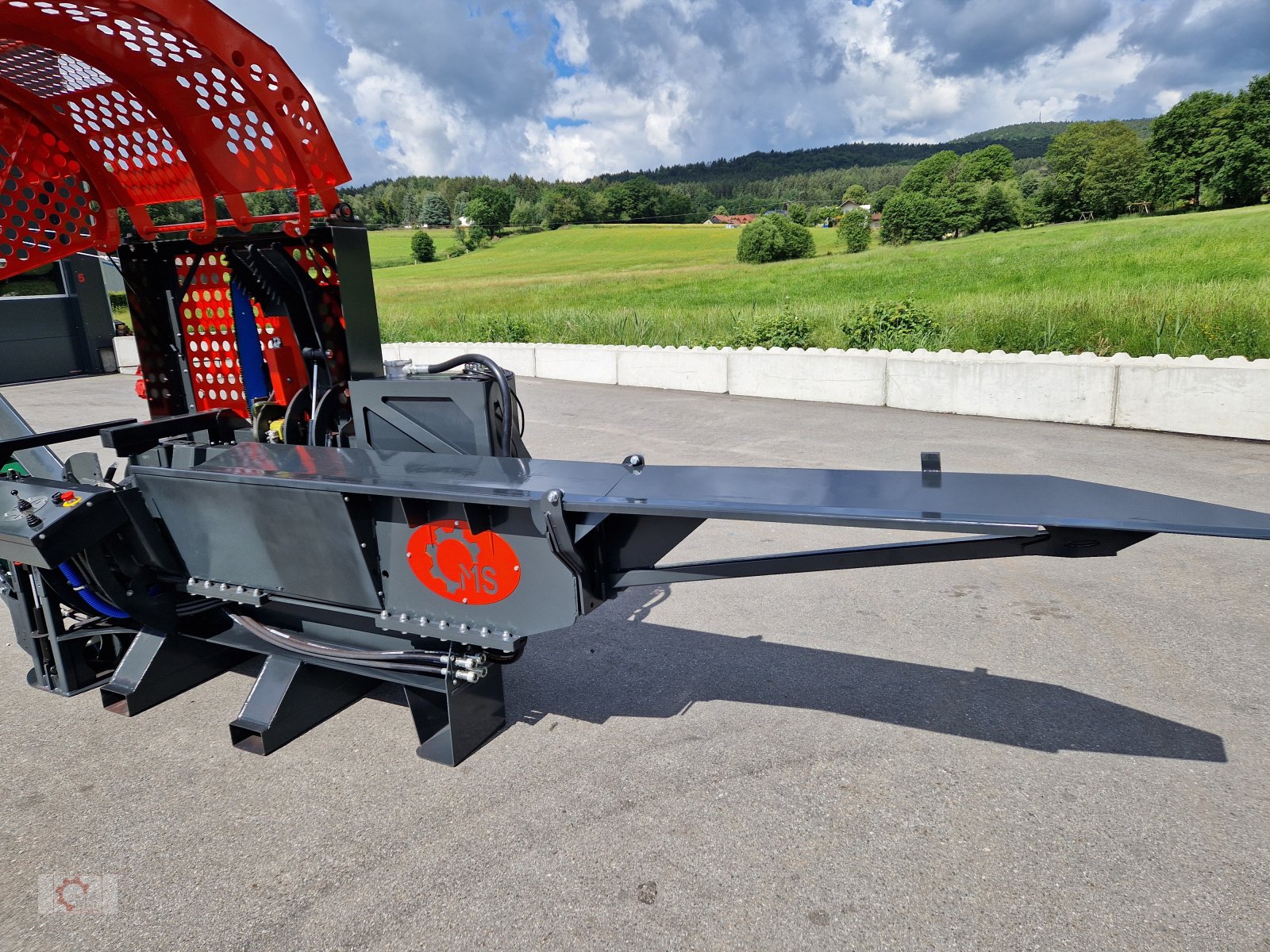 Sägeautomat & Spaltautomat tip MS Splitter 500 V2 22t 50cm Durchmesser Ölkühler Sägespaltautomat, Neumaschine in Tiefenbach (Poză 24)