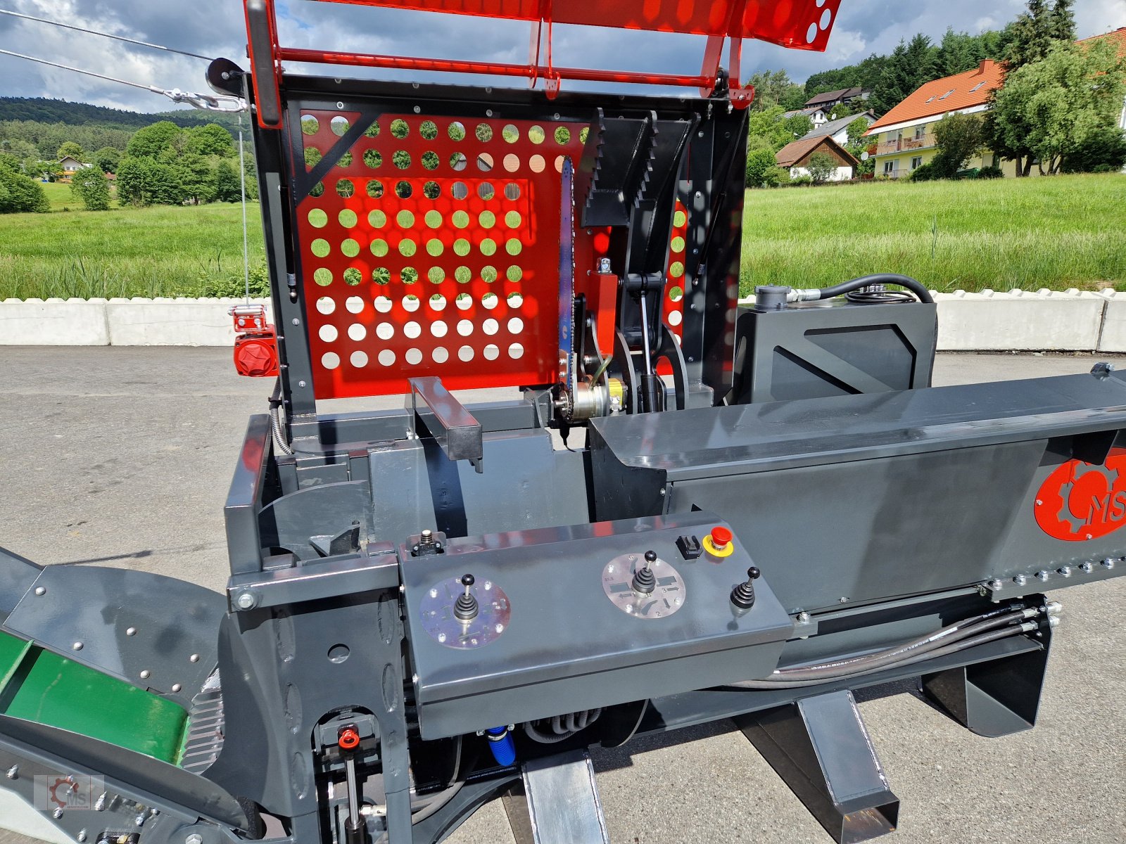 Sägeautomat & Spaltautomat a típus MS Splitter 500 V2 22t 50cm Durchmesser Ölkühler Sägespaltautomat, Neumaschine ekkor: Tiefenbach (Kép 23)