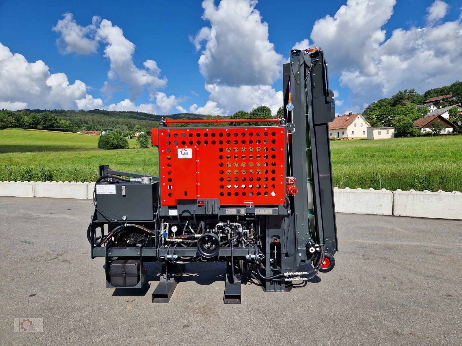 Sägeautomat & Spaltautomat of the type MS Splitter 500 V2 22t 50cm Durchmesser Ölkühler Sägespaltautomat, Neumaschine in Tiefenbach (Picture 11)