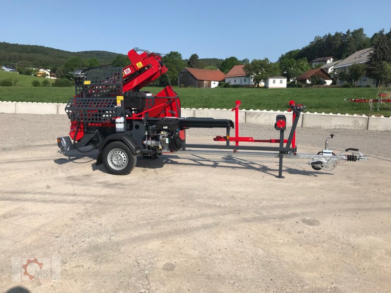 Sägeautomat & Spaltautomat van het type Pilkemaster EVO 36 Benzinmotor 10to 36cm Stammheber Fahrwerk 80 km/h, Neumaschine in Tiefenbach (Foto 1)