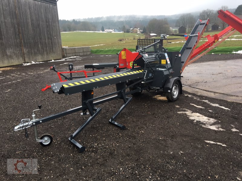 Sägeautomat & Spaltautomat van het type Pilkemaster GO 30cm 14PS Benzinmotor Förderband Stammheber Fahrwerk 80km/h, Neumaschine in Tiefenbach (Foto 1)