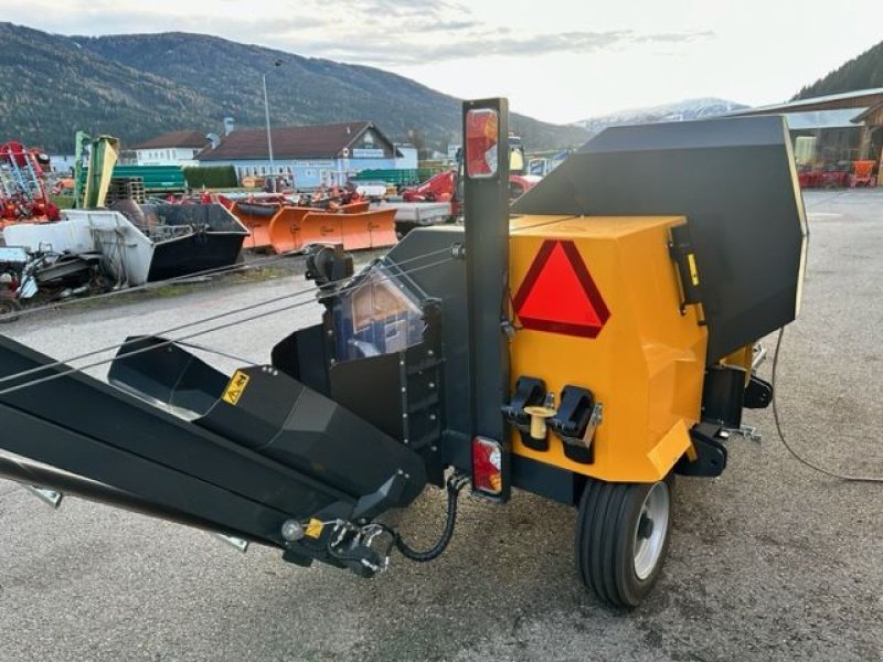 Sägeautomat & Spaltautomat van het type Uniforest Sägespaltautomat 40/20 CD+E TR Fahrwerk, Neumaschine in Tamsweg (Foto 7)