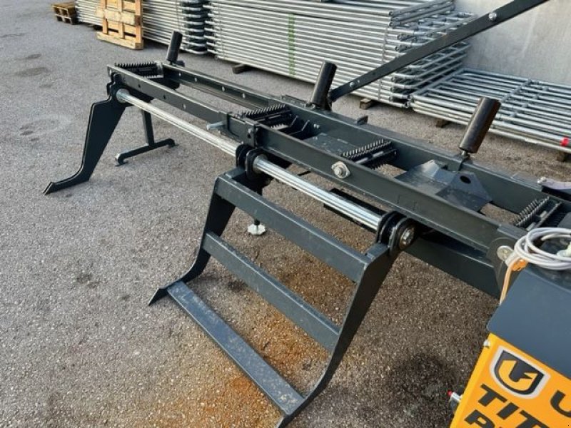 Sägeautomat & Spaltautomat des Typs Uniforest Sägespaltautomat Titan 40/20 CD+E TR kombiniert, Neumaschine in Tamsweg (Bild 15)