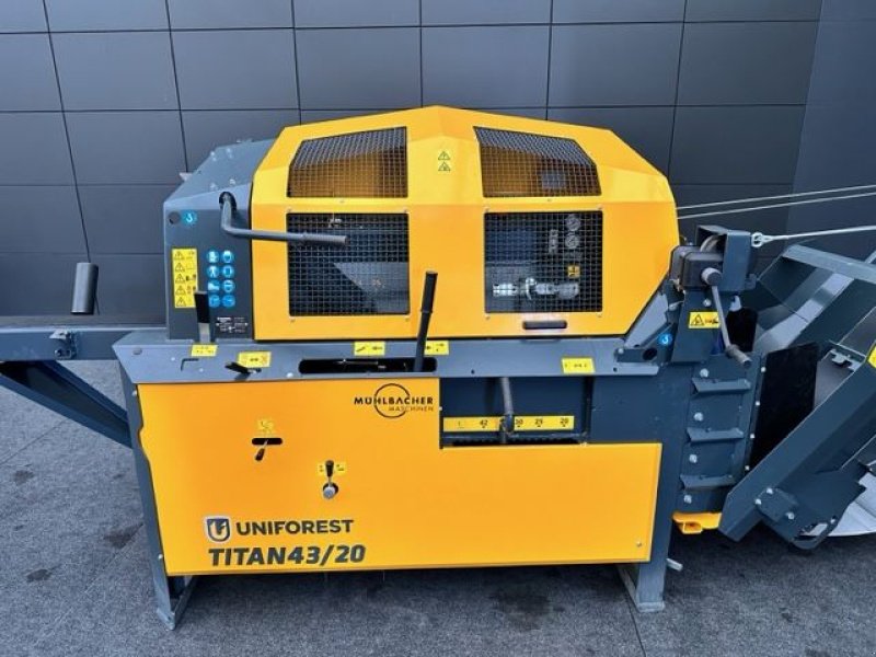 Sägeautomat & Spaltautomat typu Uniforest Sägespaltautomat Titan 43/20 CD mechanisch, Neumaschine v Tamsweg (Obrázek 1)