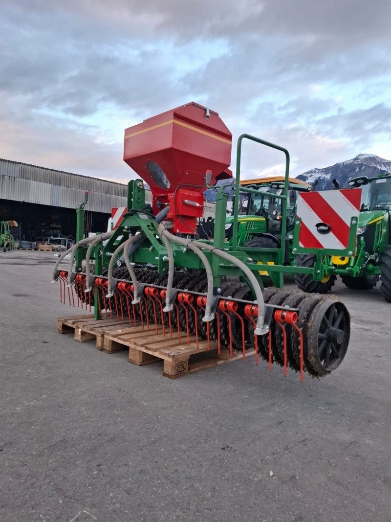 Sämaschine des Typs Düvelsdorf Terra Roller, Ausstellungsmaschine in Landquart (Bild 2)