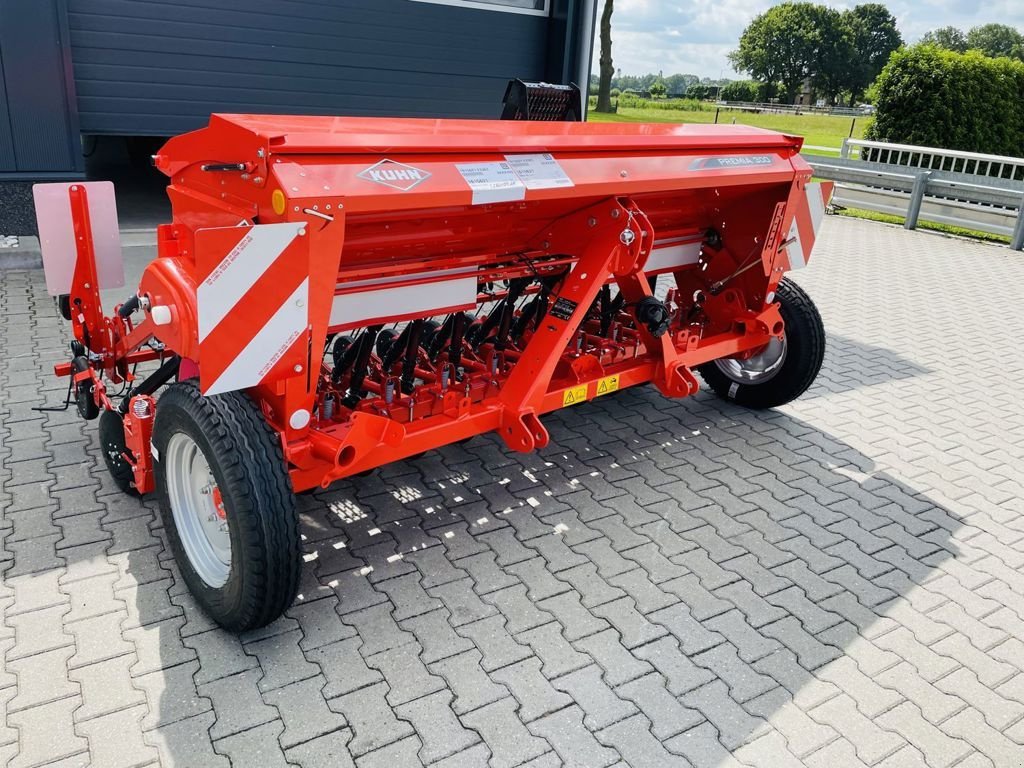 Sämaschine van het type Kuhn PREMIA 300-24MD, Neumaschine in Coevorden (Foto 3)