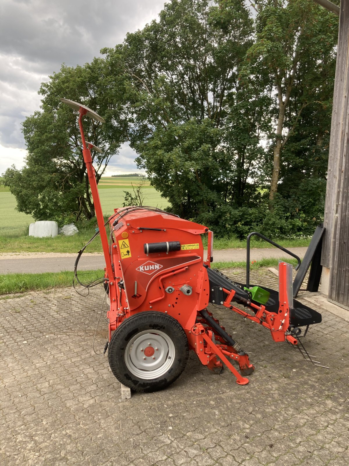 Sämaschine des Typs Kuhn PREMIA 3000, Gebrauchtmaschine in Velburg (Bild 2)