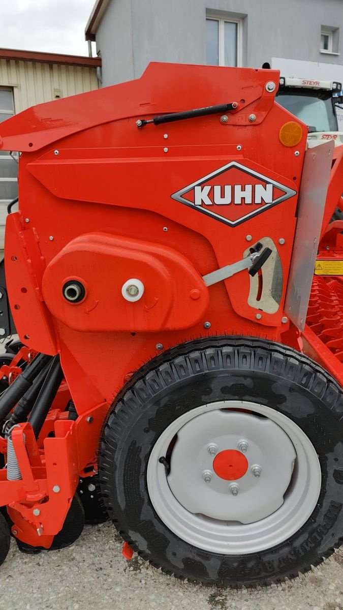 Sämaschine van het type Kuhn Säkombi - HRB 303 D + PREMIA 300 24MD, Gebrauchtmaschine in Kirchschlag (Foto 14)