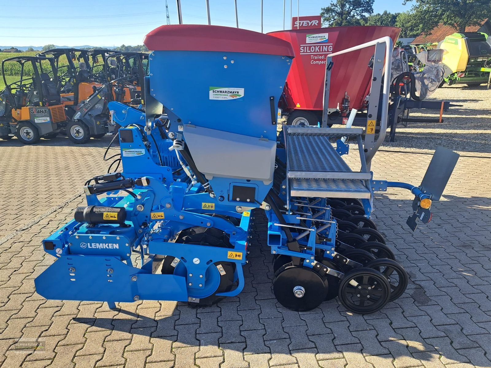 Sämaschine van het type Lemken Zirkon 12+Sahihr 10 ISOBUS, Neumaschine in Aurolzmünster (Foto 5)