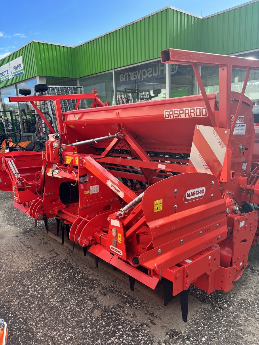 Sämaschine van het type Maschio Kombi aus DM Classic 3000SCM und DAMA 300 24 Cor, Neumaschine in Liebenau (Foto 1)