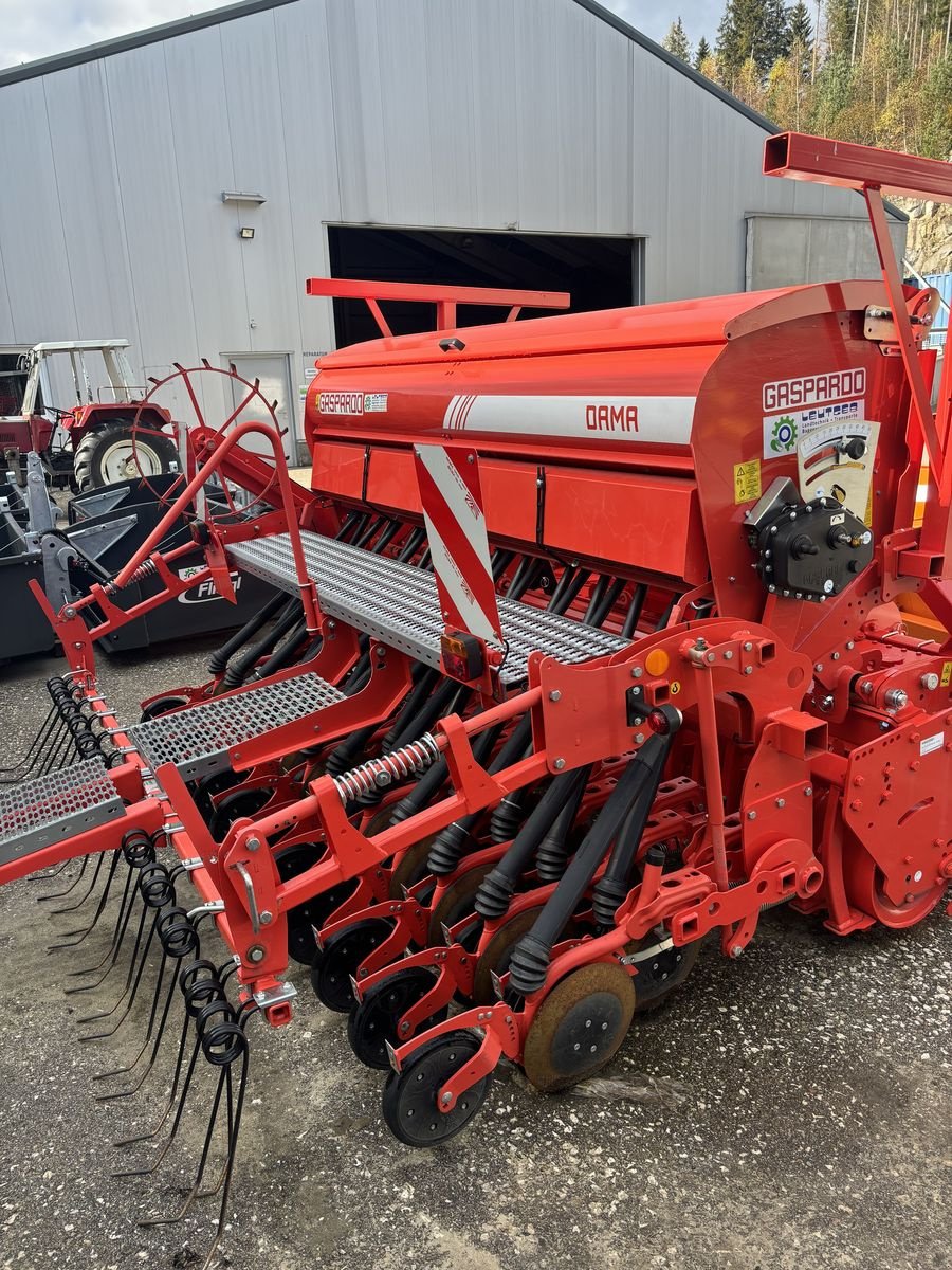 Sämaschine van het type Maschio Kombi aus DM Classic 3000SCM und DAMA 300 24 Cor, Neumaschine in Liebenau (Foto 8)