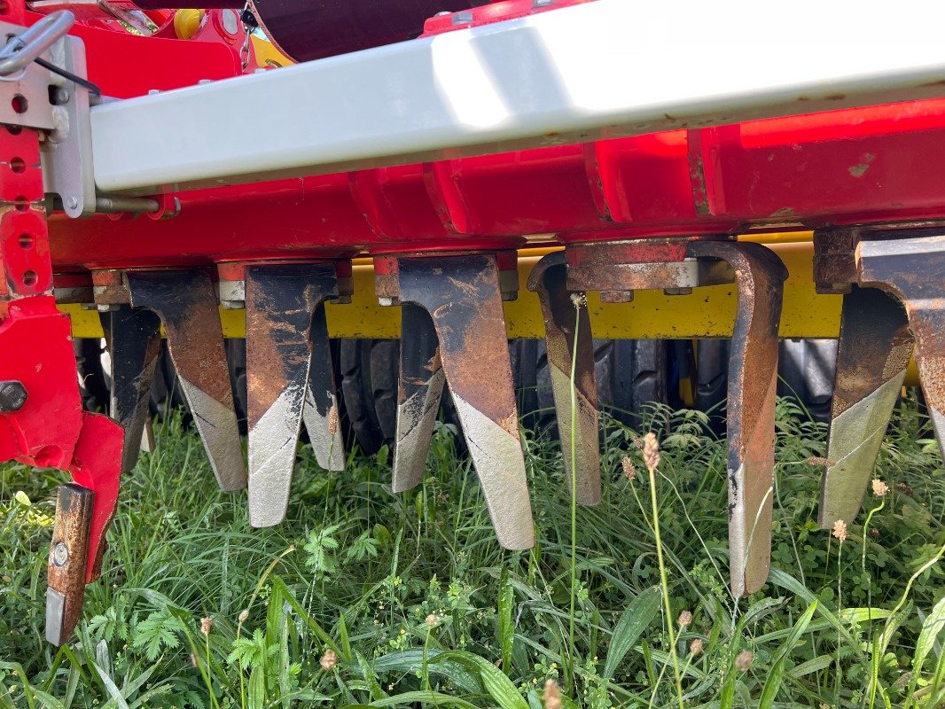 Sämaschine tip Pöttinger Aerosem VT 5000 DD, Gebrauchtmaschine in Steinheim-Bergheim (Poză 13)