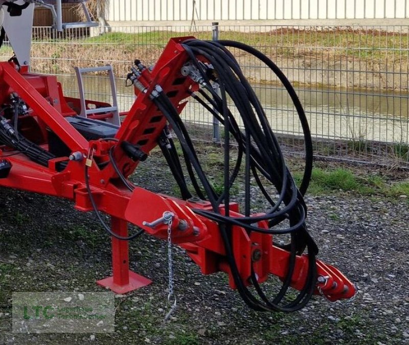 Sämaschine of the type Pöttinger Terrasem 3000, Vorführmaschine in Herzogenburg (Picture 5)