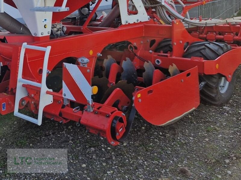 Sämaschine of the type Pöttinger Terrasem 3000, Vorführmaschine in Herzogenburg (Picture 6)