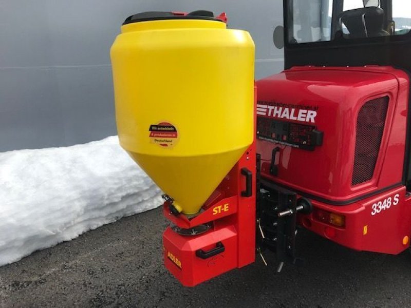 Sandstreuer & Salzstreuer des Typs Adler Arbeitsmaschinen Salzstreuer ST-E 200 Liter Dreipunkt, Neumaschine in Tamsweg (Bild 1)