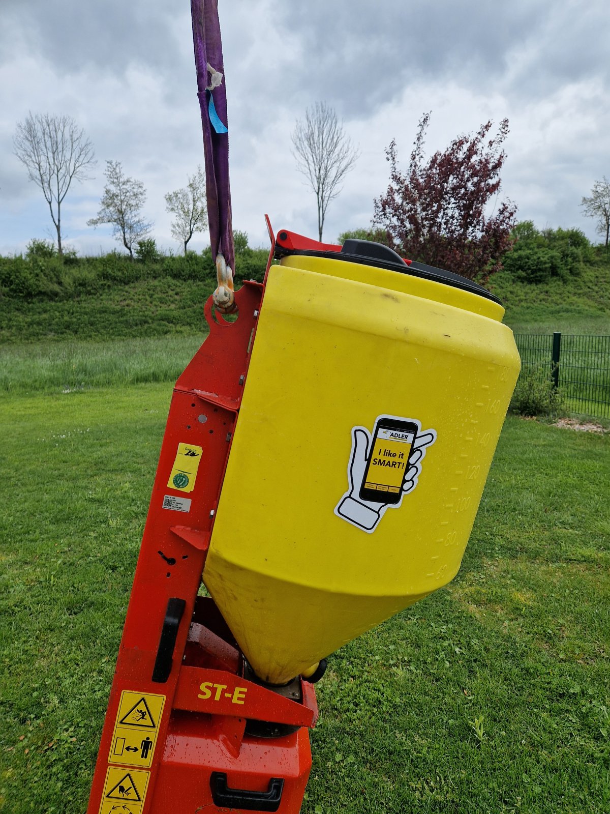 Sandstreuer & Salzstreuer du type Adler Arbeitsmaschinen ST-E 200, Gebrauchtmaschine en Allershausen (Photo 5)