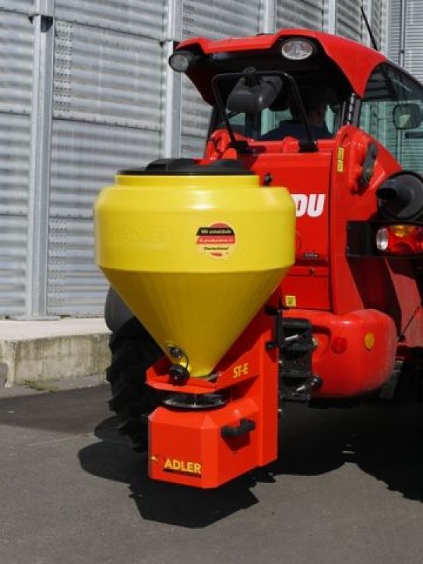 Sandstreuer & Salzstreuer tip Adler Arbeitsmaschinen ST-E Streuer Traktor Radlader Pick-up Lehner NEU, Neumaschine in Aigen-Schlägl (Poză 6)