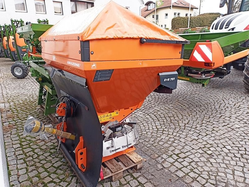 Sandstreuer & Salzstreuer del tipo Amazone E+S 751 Easy Winterdienststreuer, Neumaschine In St. Marienkirchen (Immagine 1)