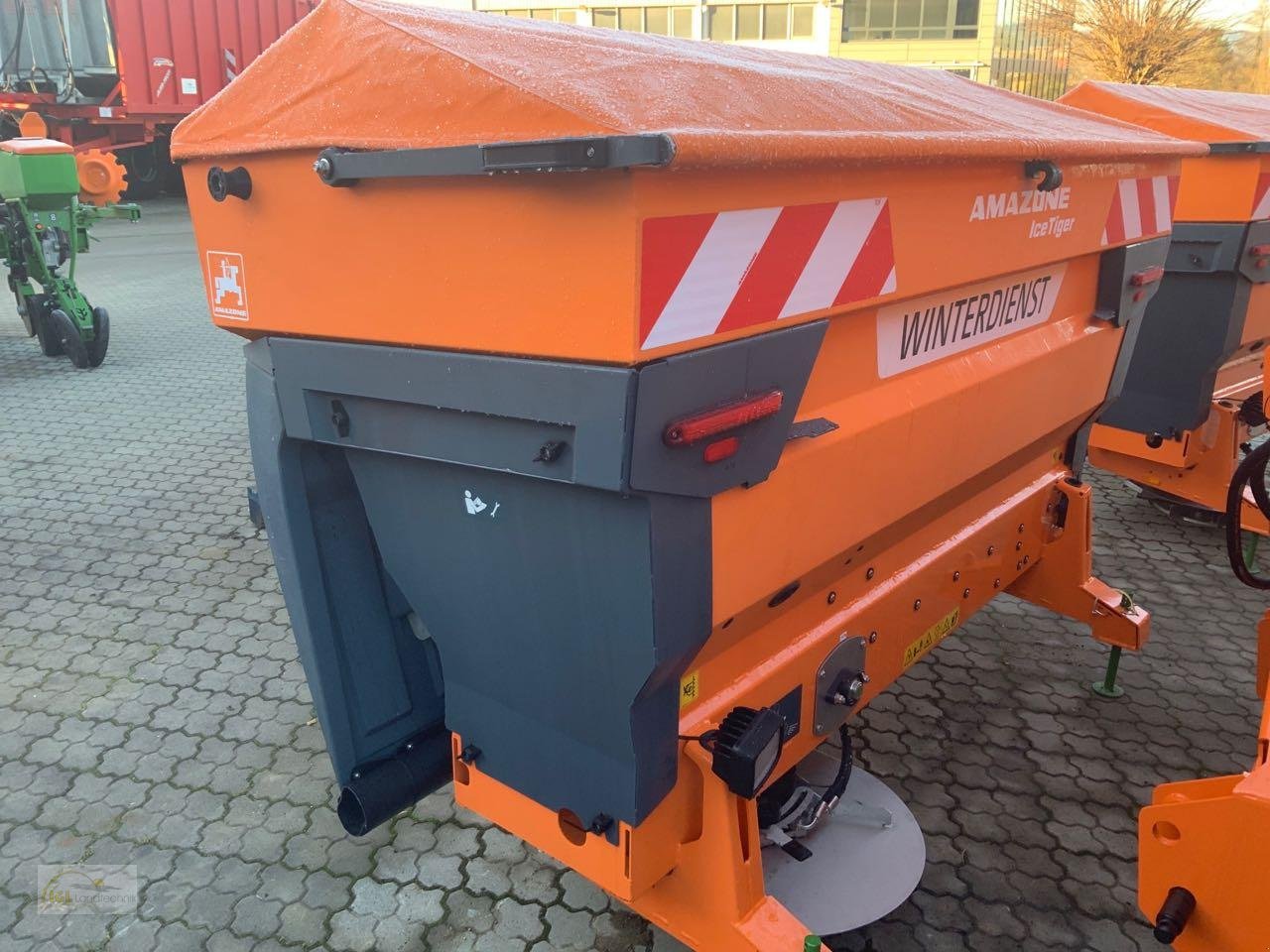 Sandstreuer & Salzstreuer tipa Amazone IceTiger orange, Neumaschine u Pfreimd (Slika 5)