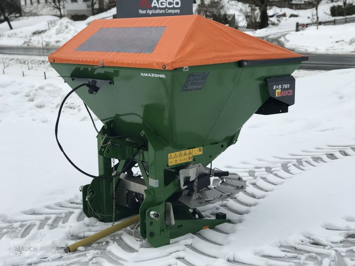 Sandstreuer & Salzstreuer van het type Amazone Winterdienststreuer E+S 751, Neumaschine in Eben (Foto 1)