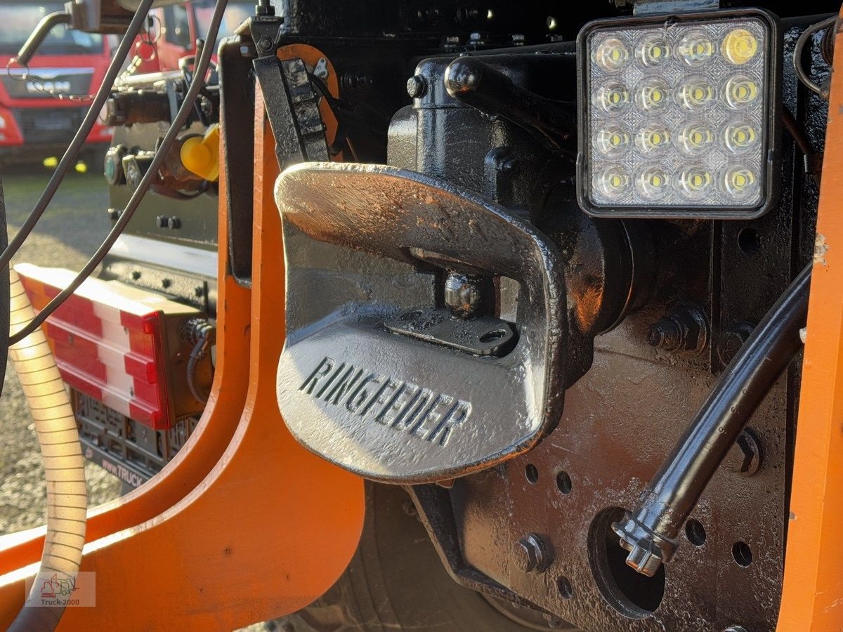 Sandstreuer & Salzstreuer типа Mercedes-Benz Unimog U 400, Gebrauchtmaschine в Sottrum (Фотография 11)