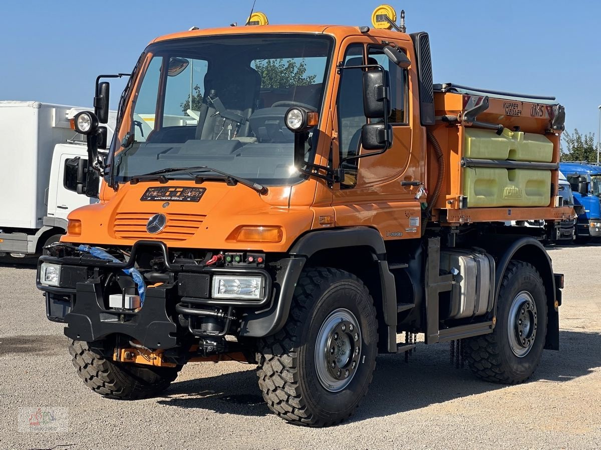 Sandstreuer & Salzstreuer des Typs Mercedes-Benz Unimog U 400, Gebrauchtmaschine in Sottrum (Bild 7)