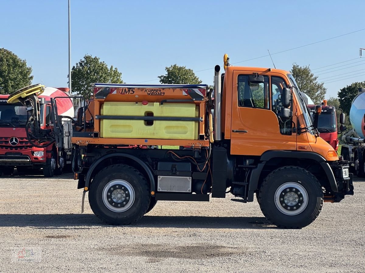 Sandstreuer & Salzstreuer des Typs Mercedes-Benz Unimog U 400, Gebrauchtmaschine in Sottrum (Bild 10)