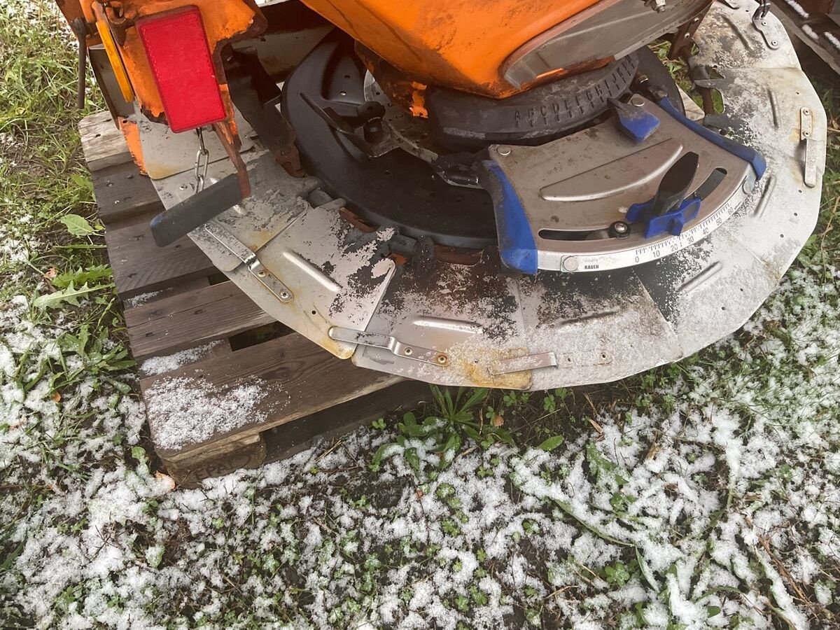 Sandstreuer & Salzstreuer des Typs Rauch AXEO 18.1, Gebrauchtmaschine in Zwettl (Bild 7)