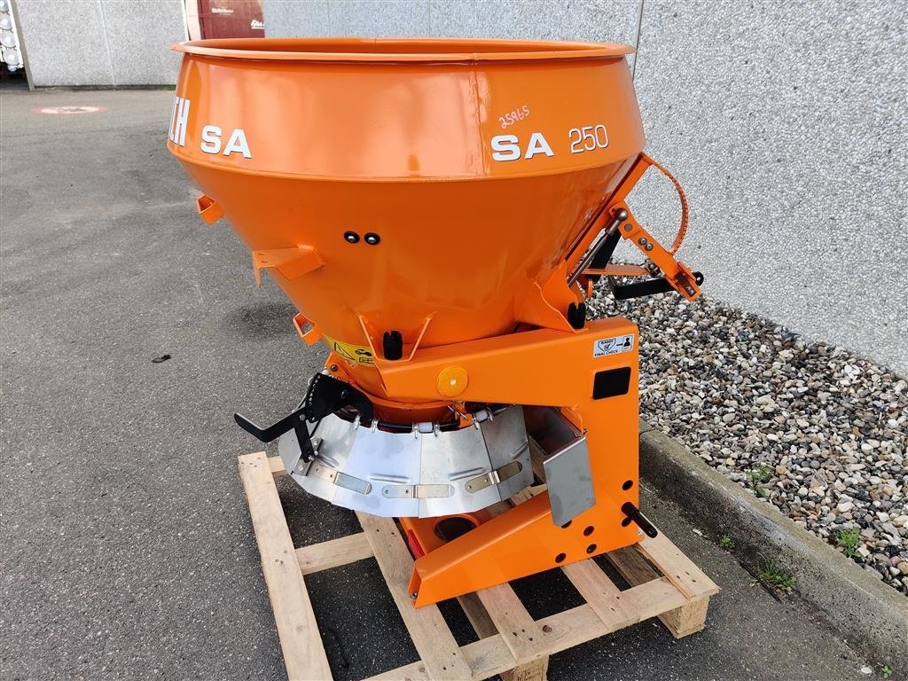 Sandstreuer & Salzstreuer tipa Rauch SA-250 SPAR 4000,-, Gebrauchtmaschine u Holstebro (Slika 3)