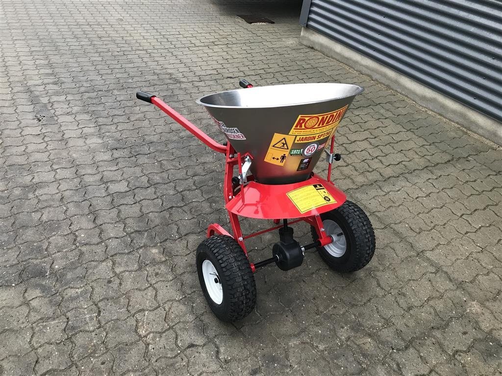 Sandstreuer & Salzstreuer van het type Rondini SPT50 Håndskubber salter/efterløber, Gebrauchtmaschine in Rønnede (Foto 2)