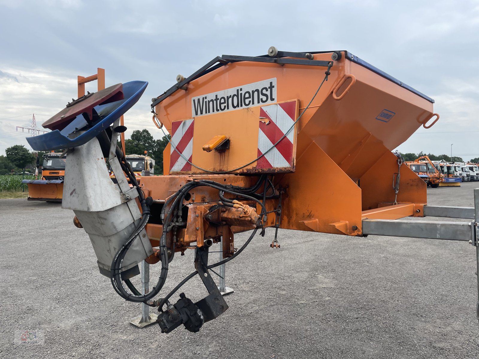 Sandstreuer & Salzstreuer typu Schmidt Schmidt Unimog/JCB/ FastTrac Winterdienst Streuer 2m³+FB, Gebrauchtmaschine v Sottrum (Obrázok 4)