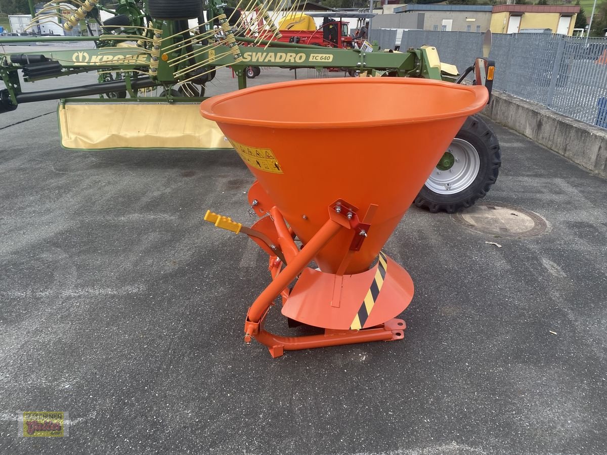 Sandstreuer & Salzstreuer van het type Sonstige Grass-Rol Salzstreuer 400 Liter, Neumaschine in Kötschach (Foto 1)