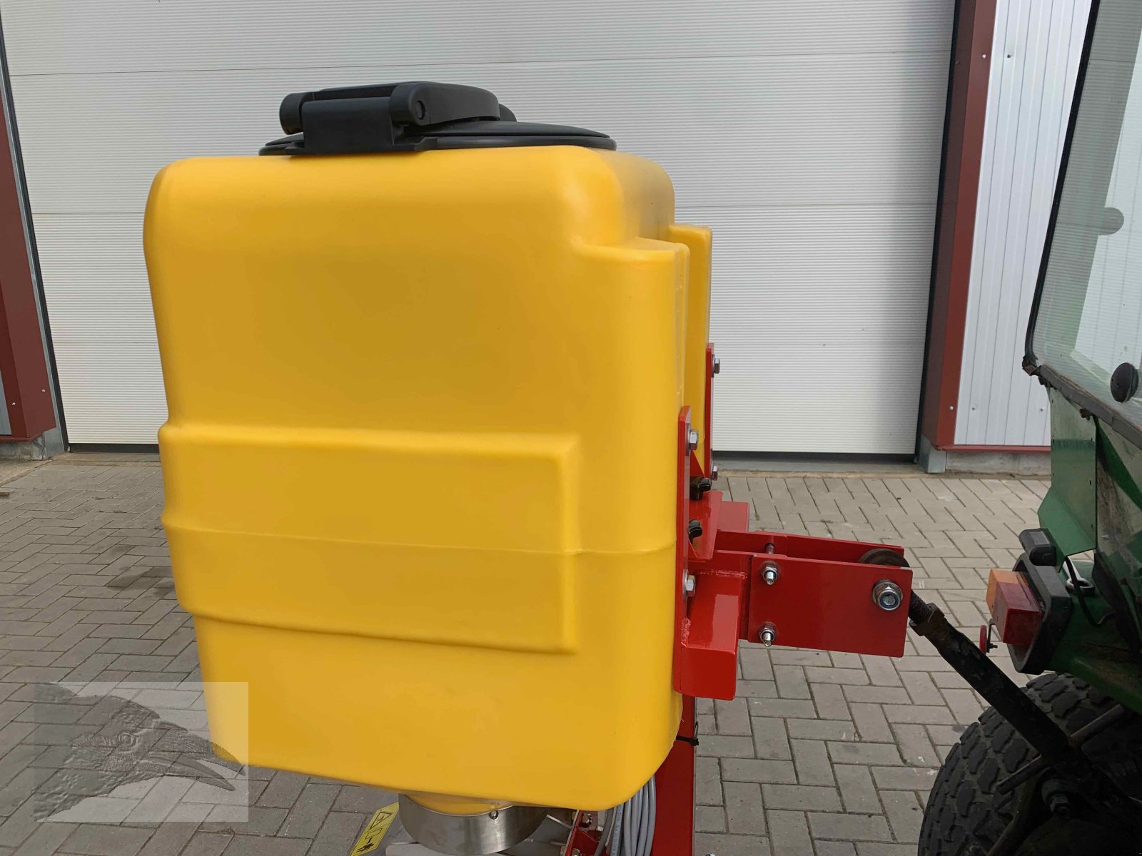 Sandstreuer & Salzstreuer du type Technik-Plus Winter Profi 130 ltr 4 m, Neumaschine en Hermannsburg (Photo 5)