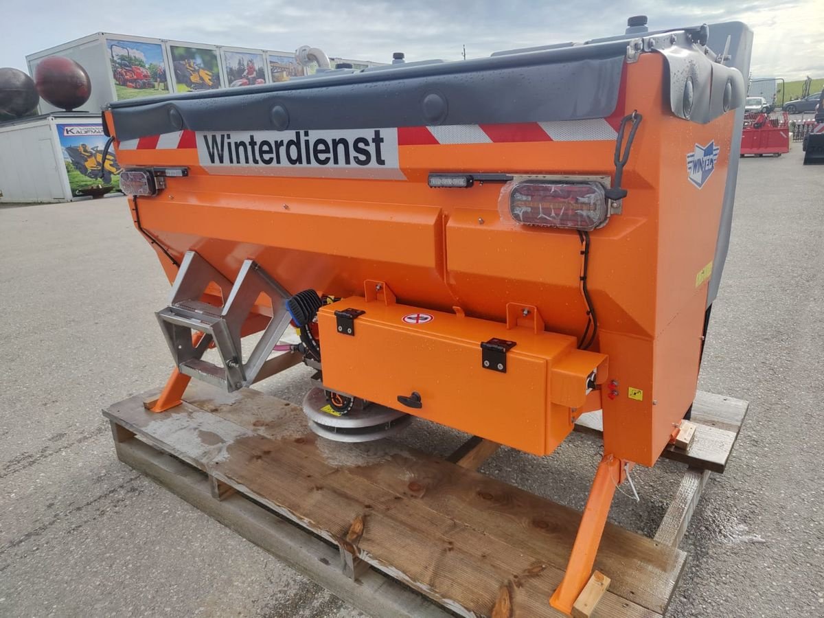 Sandstreuer & Salzstreuer van het type Wintec WTS 1000, Neumaschine in NATTERNBACH (Foto 4)