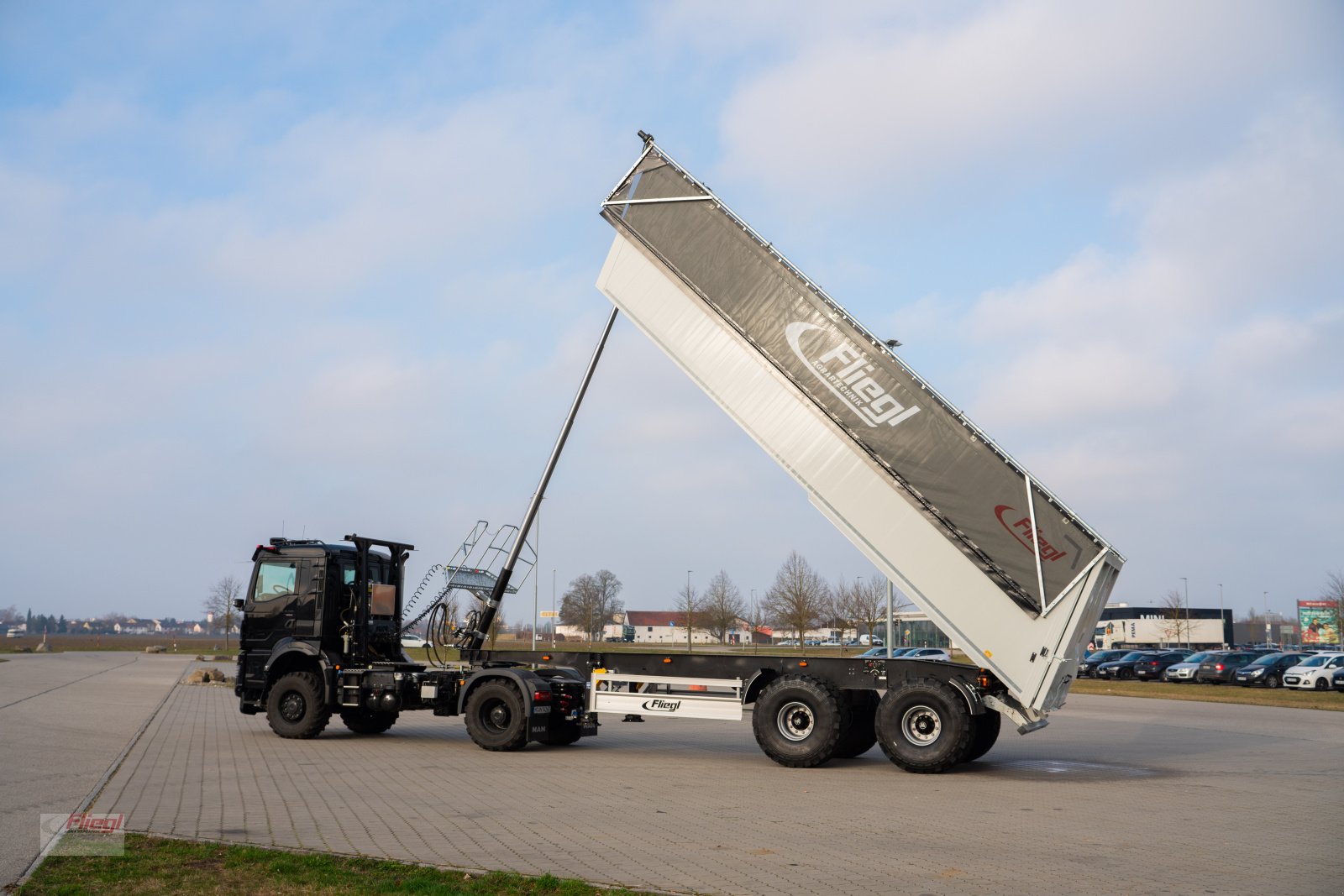 Sattelauflieger typu Fliegl ZHKA 350, Neumaschine v Mühldorf (Obrázok 1)