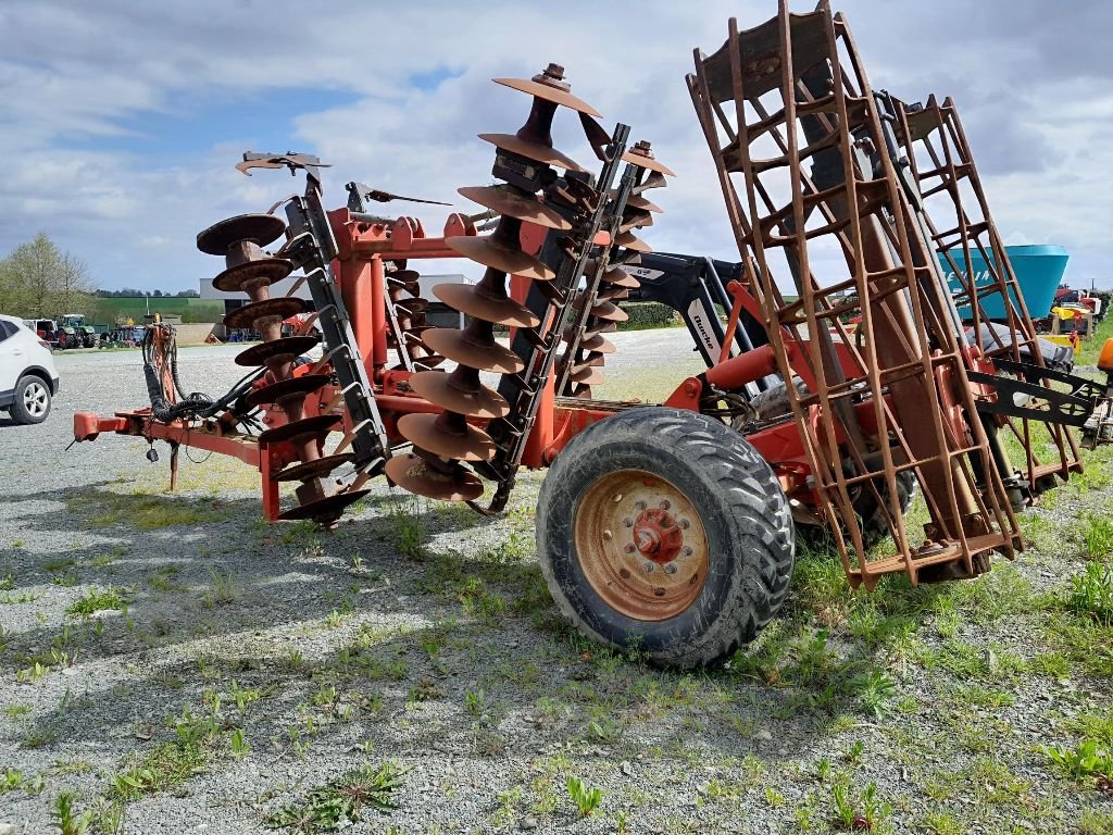 Scheibenegge типа Gregoire-Besson ACERO, Gebrauchtmaschine в BAZOGES EN PAREDS (Фотография 3)