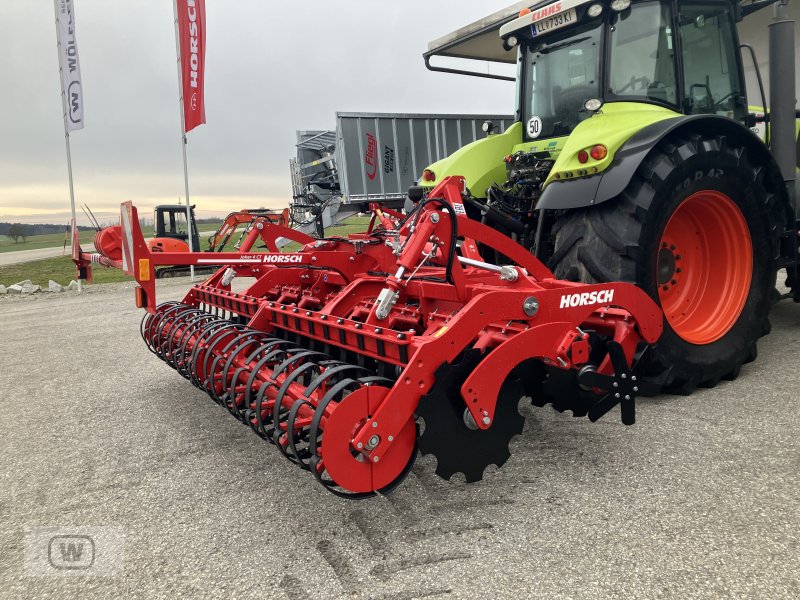 Scheibenegge of the type Horsch Joker 4 CT, Neumaschine in Zell an der Pram (Picture 1)