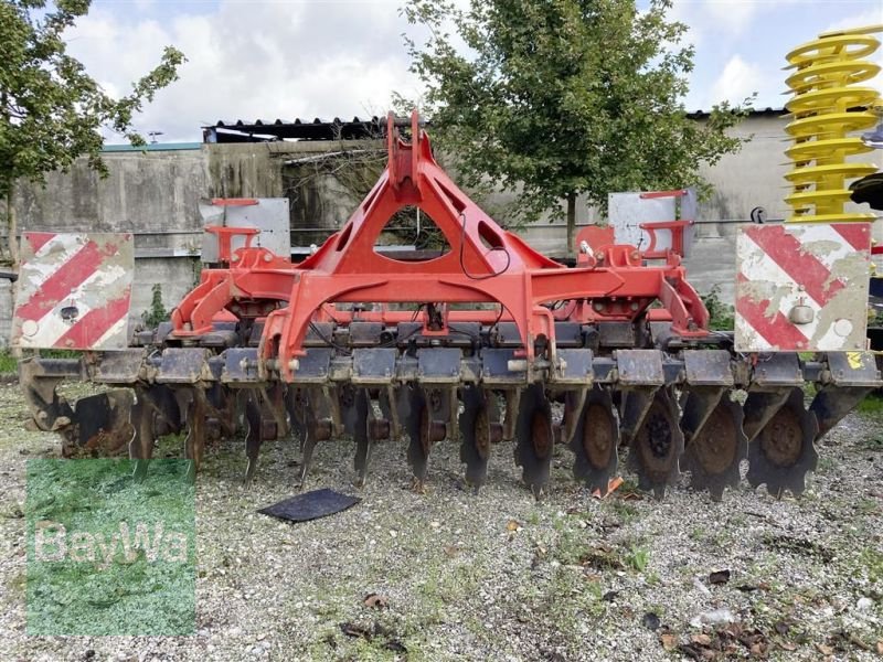 Scheibenegge Türe ait Kuhn OPTIMER 303, Gebrauchtmaschine içinde Landshut (resim 2)