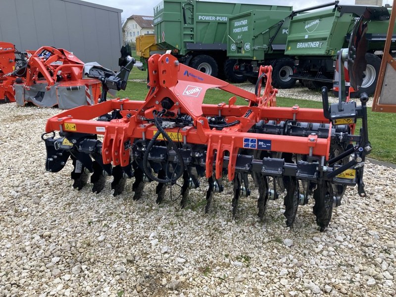 Scheibenegge del tipo Kuhn Optimer L300, Neumaschine en Chavornay (Imagen 2)