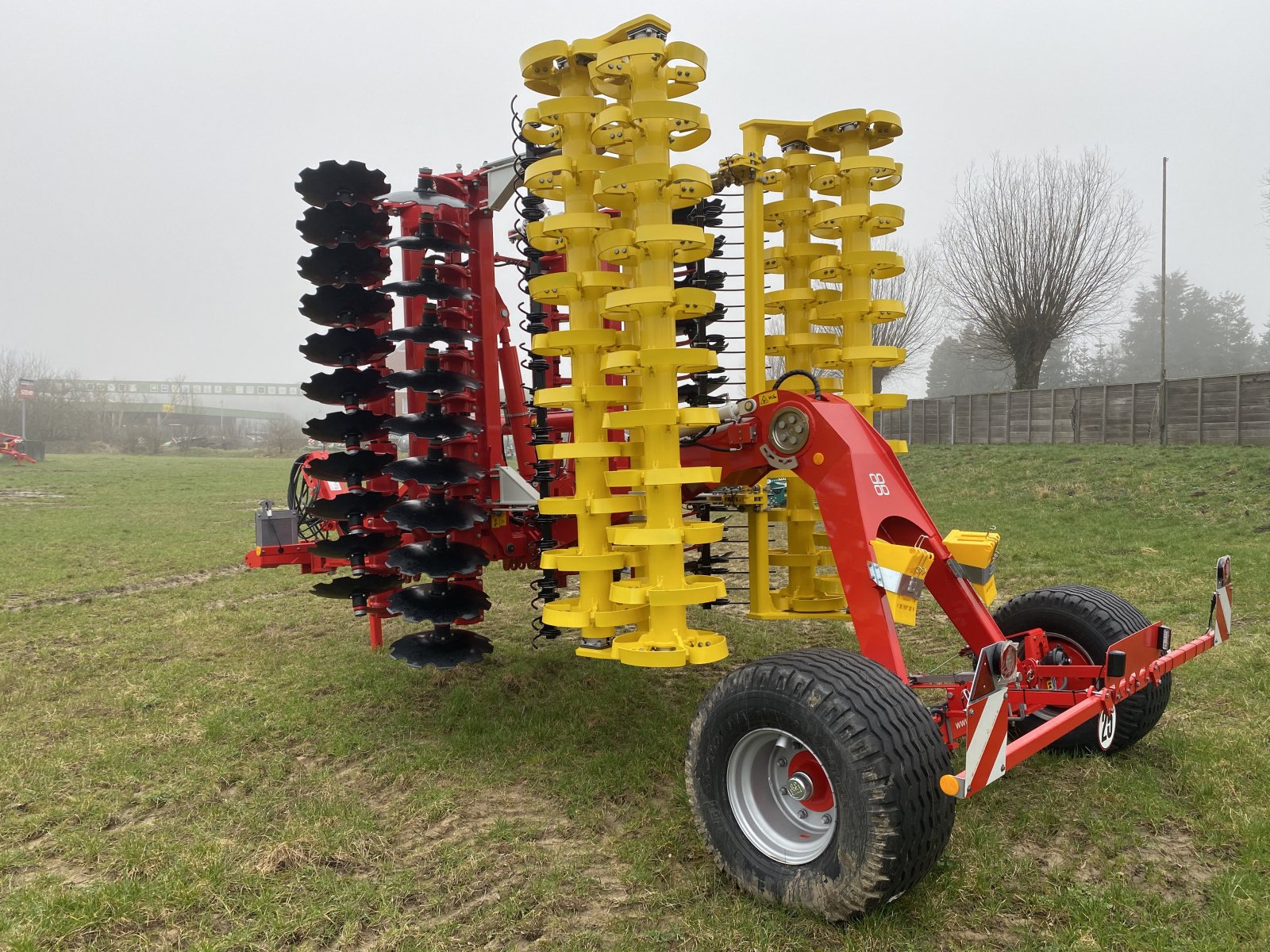 Scheibenegge du type Pöttinger Terradisc 6001 T, Neumaschine en Klempau (Photo 5)