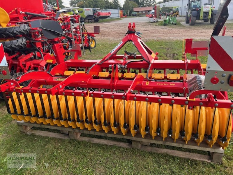 Scheibenegge van het type Väderstad CARRIER CR 300, Neumaschine in Woltersdorf (Foto 2)