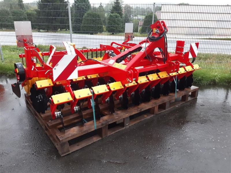 Scheibenegge van het type Väderstad SCHEIBENEGGE CARRIER 300, Neumaschine in Strahwalde (Foto 1)