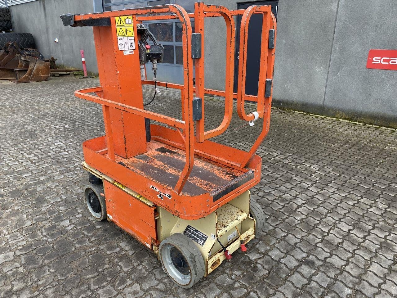 Scherenarbeitsbühne van het type JLG 1230ES, Gebrauchtmaschine in Skive (Foto 2)