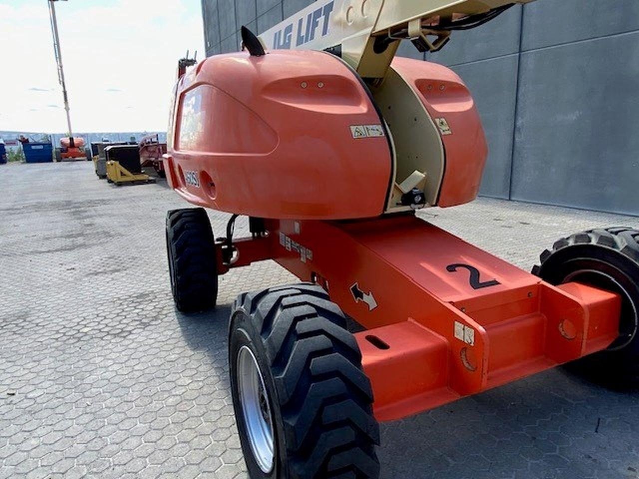 Scherenarbeitsbühne du type JLG 460SJ, Gebrauchtmaschine en Skive (Photo 6)