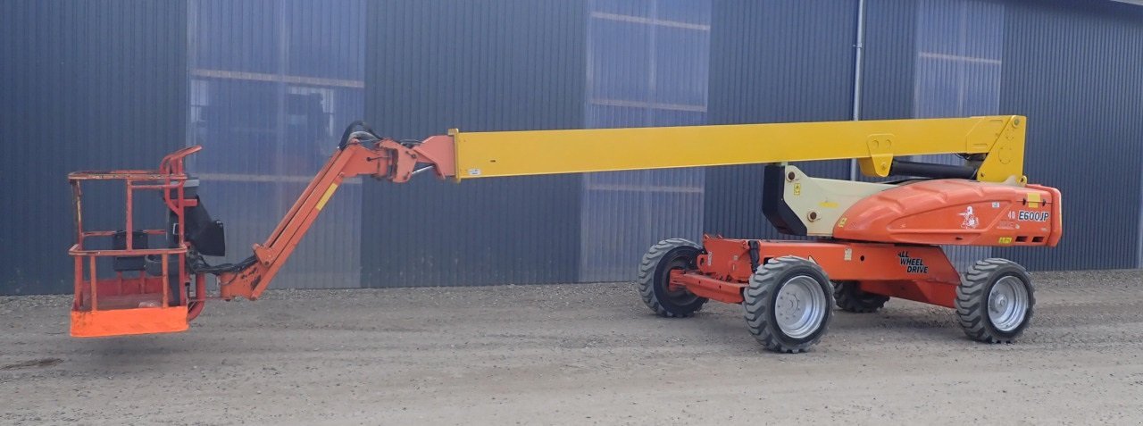 Scherenarbeitsbühne des Typs JLG E600JP, Gebrauchtmaschine in Viborg (Bild 1)