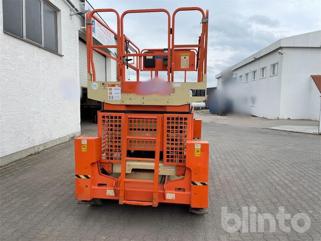 Scherenarbeitsbühne van het type JLG M4069, Gebrauchtmaschine in Düsseldorf (Foto 4)