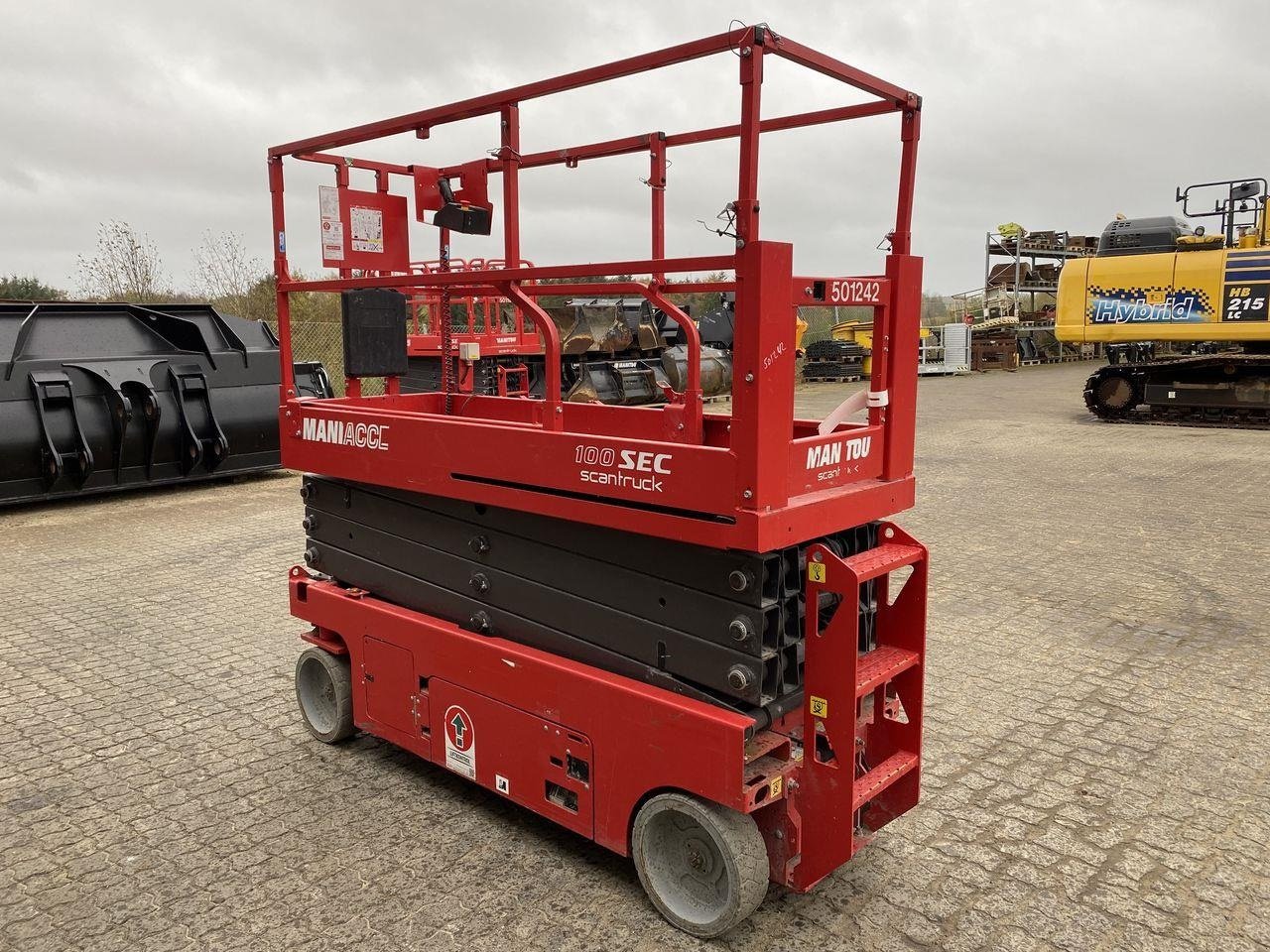 Scherenarbeitsbühne van het type Manitou 100SEC, Gebrauchtmaschine in Skive (Foto 5)