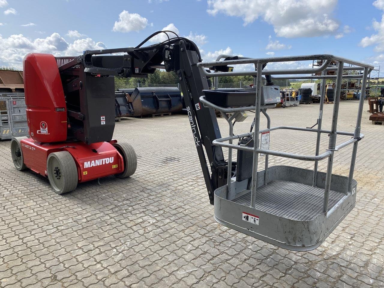 Scherenarbeitsbühne tipa Manitou 120AETJ-COMPACT 3D, Gebrauchtmaschine u Skive (Slika 5)